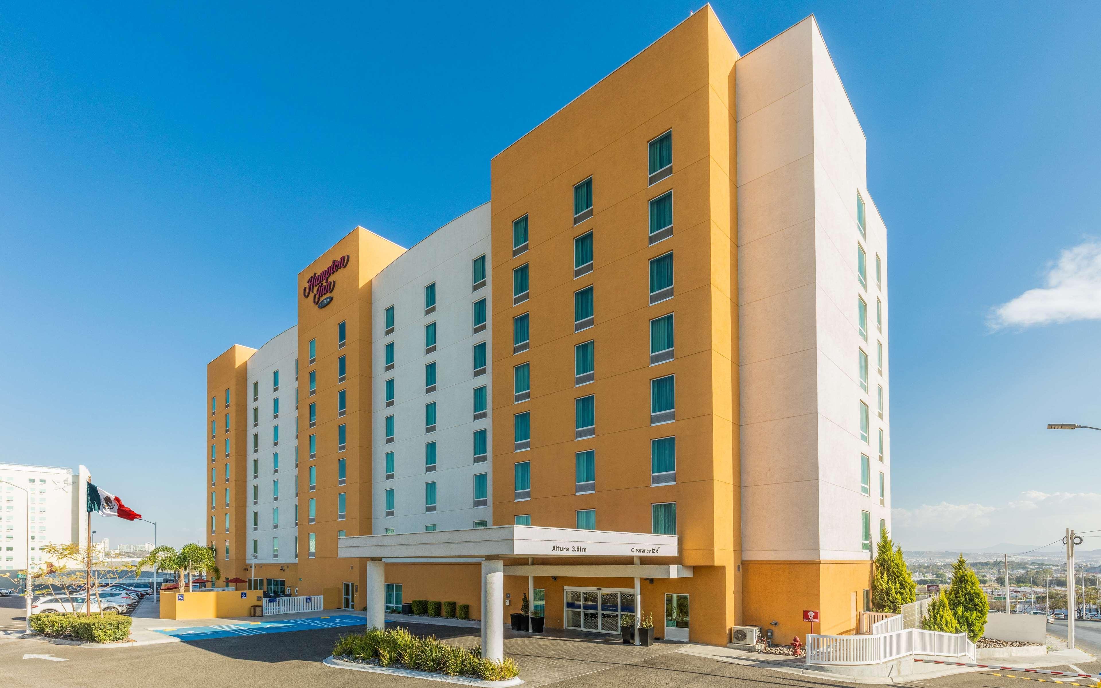 Hampton By Hilton Queretaro Tecnologico Hotell Exteriör bild