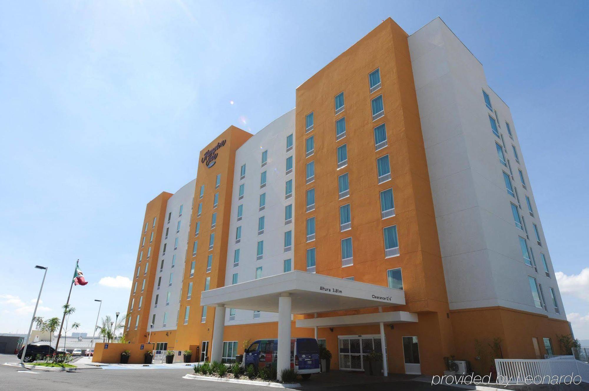 Hampton By Hilton Queretaro Tecnologico Hotell Exteriör bild