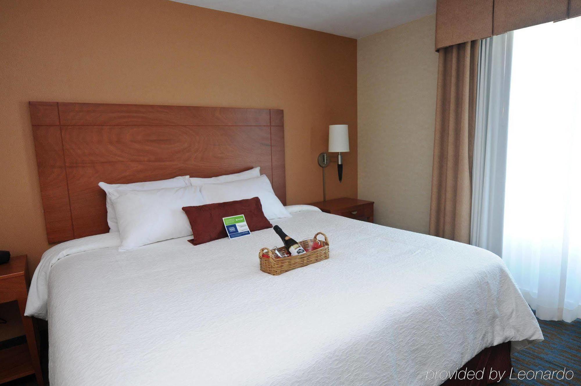 Hampton By Hilton Queretaro Tecnologico Hotell Rum bild